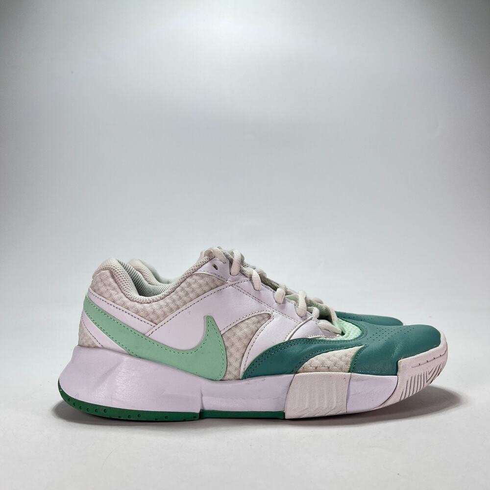 NikeCourt Lite 4 White Mint Foam Court Tennis Shoes FD6575-107 Women's Size 7.5